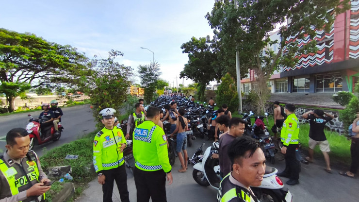 Ganggu Kenyamanan Ramadan, Ratusan Motor Terjaring Razia Balap Liar di Porong
