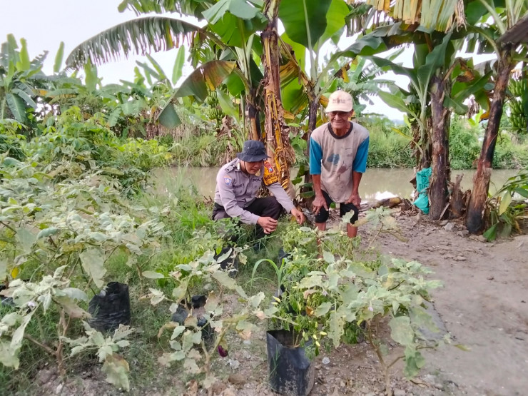Polisi Ajak Warga Balongbendo Kelola Lahan Kosong